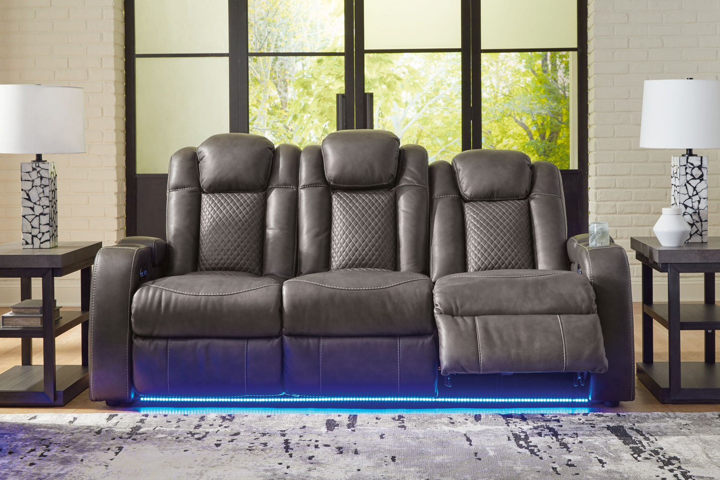 Fyne-dyme - Power Reclining Sofa With Adj Headrest