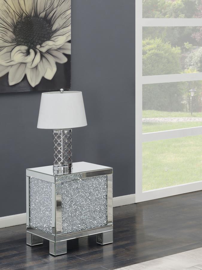 Gillian - Square End Table - Silver And Clear Mirror