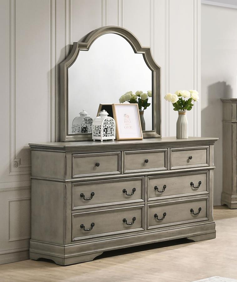 Manchester - 7-Drawer Dresser With Mirror - Wheat