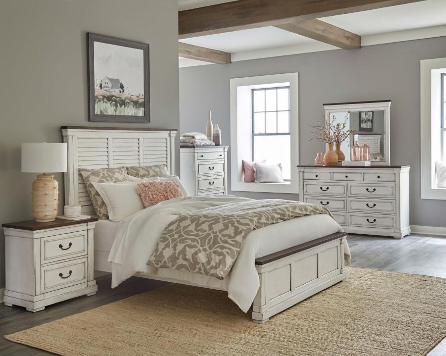 Hillcrest - 9-Drawer Dresser With Mirror - Distressed White