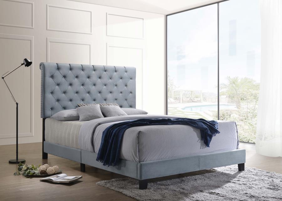 Warner - Upholstered Panel Bed