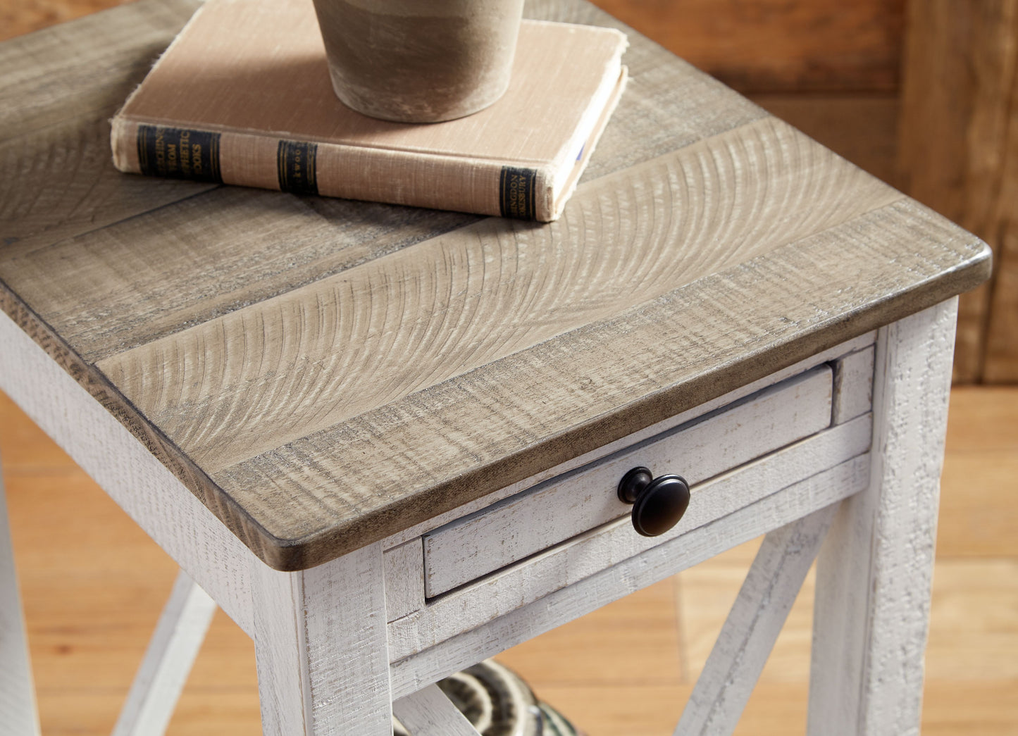 Adalane - White / Gray - Accent Table