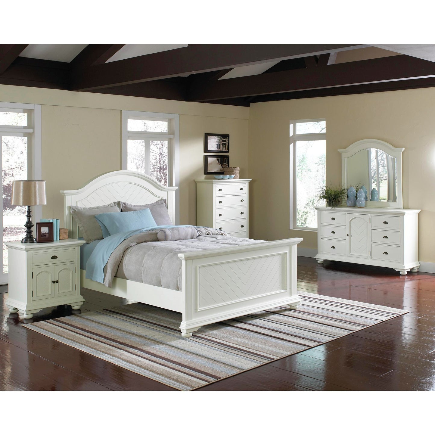 Brookpine - Panel Bedroom Set