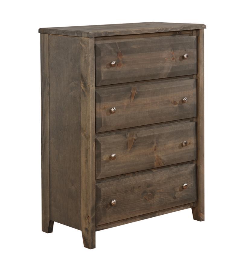 Wrangle Hill - 4-drawer Chest
