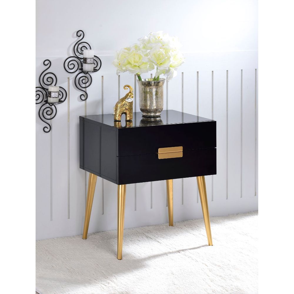 Denvor - End Table