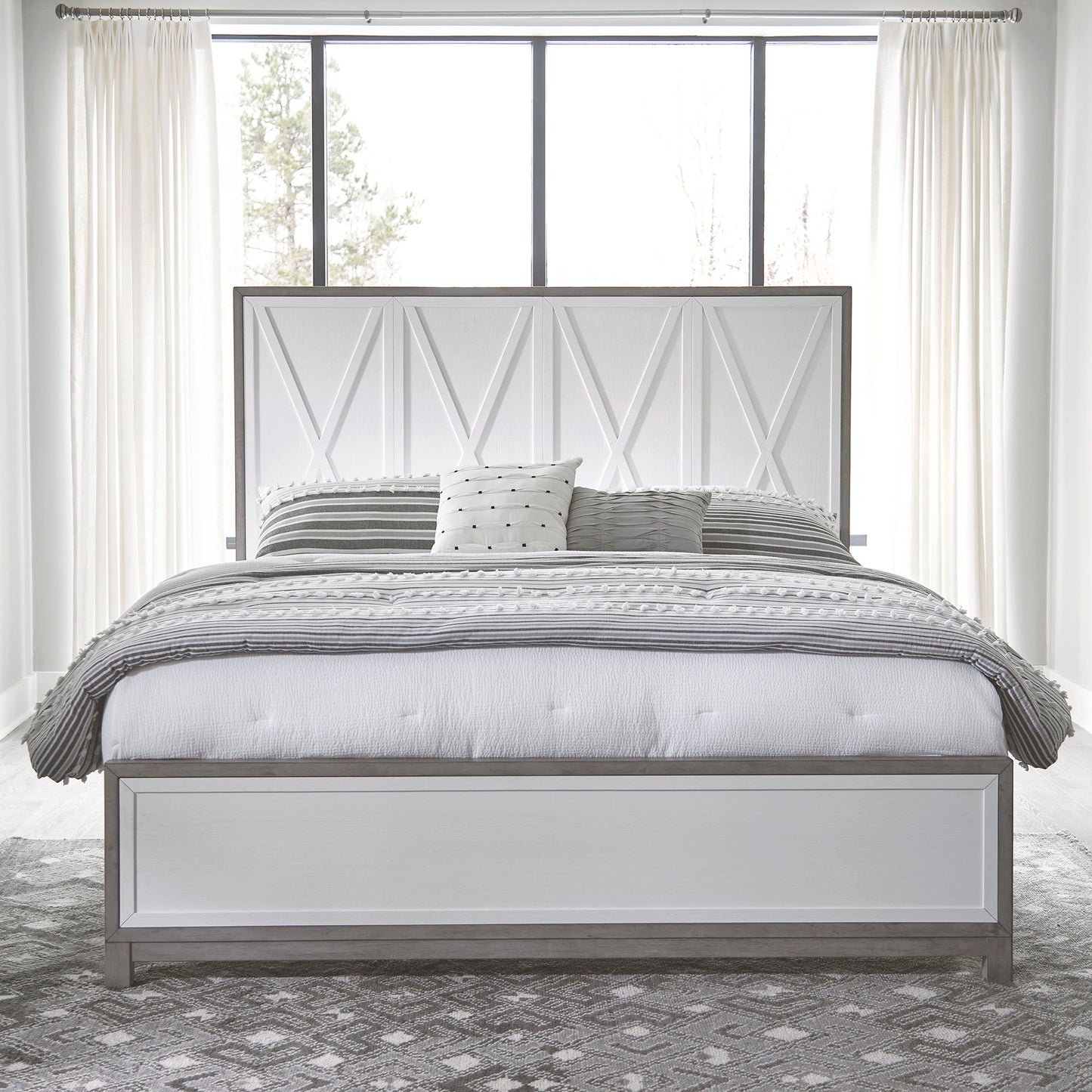 Palmetto Heights - Panel Bed